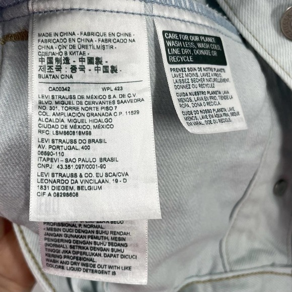 Levi’s XS Premium Slouch Pieced Trucker Jacket Light Wash 37782-0000 - Picture 6 of 9